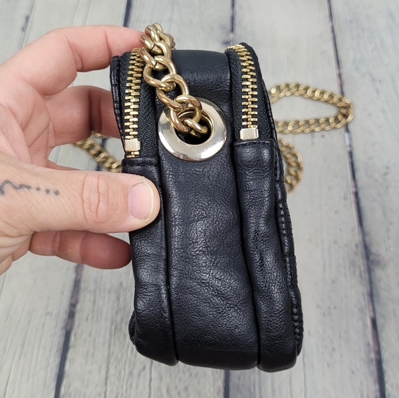 BIG BUDDHA | faux leather woven stitch design convertible gold chain strap purse - Picture 4 of 14